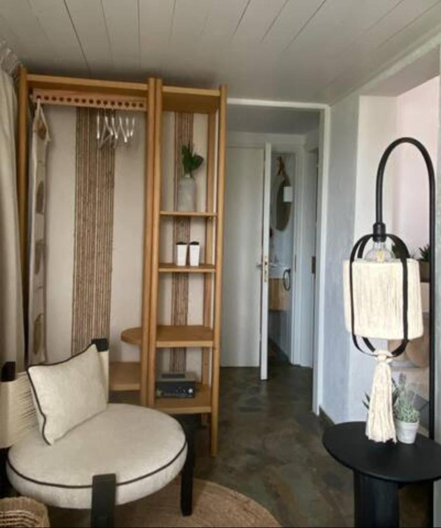 Papikinou Bay Suites 아다마스 외부 사진