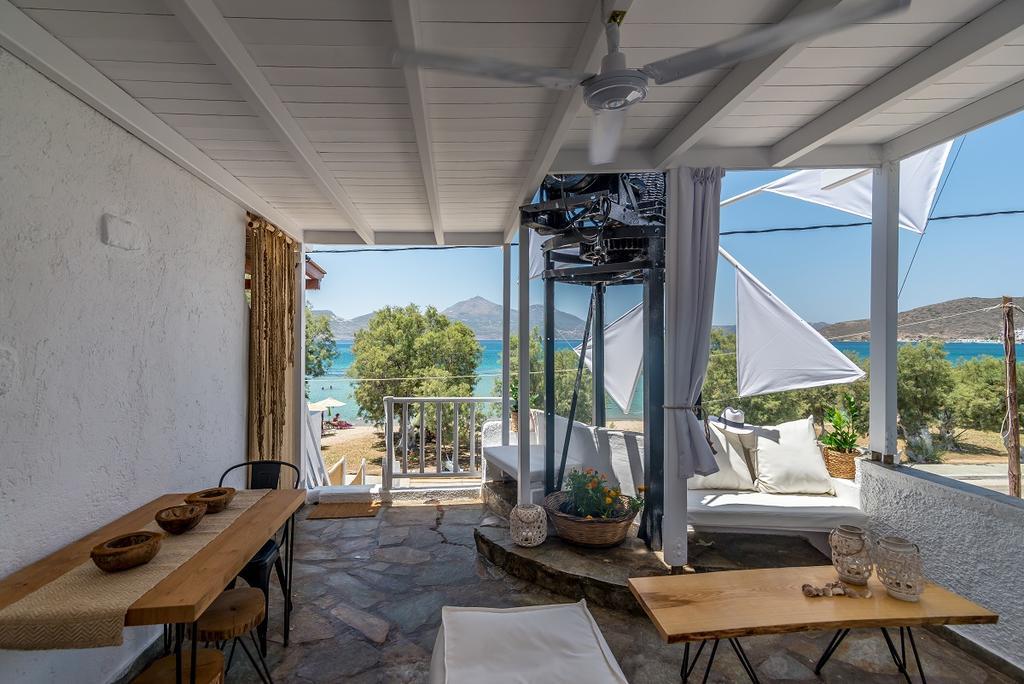 Papikinou Bay Suites 아다마스 외부 사진