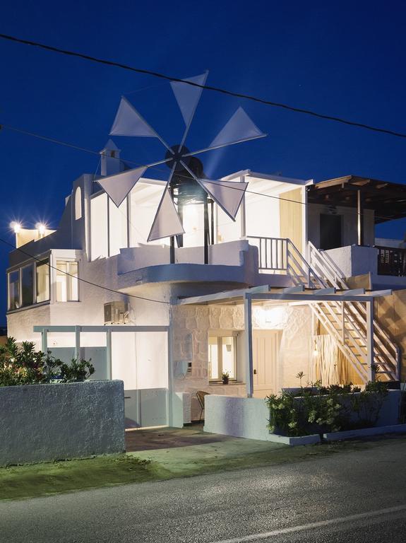 Papikinou Bay Suites 아다마스 외부 사진